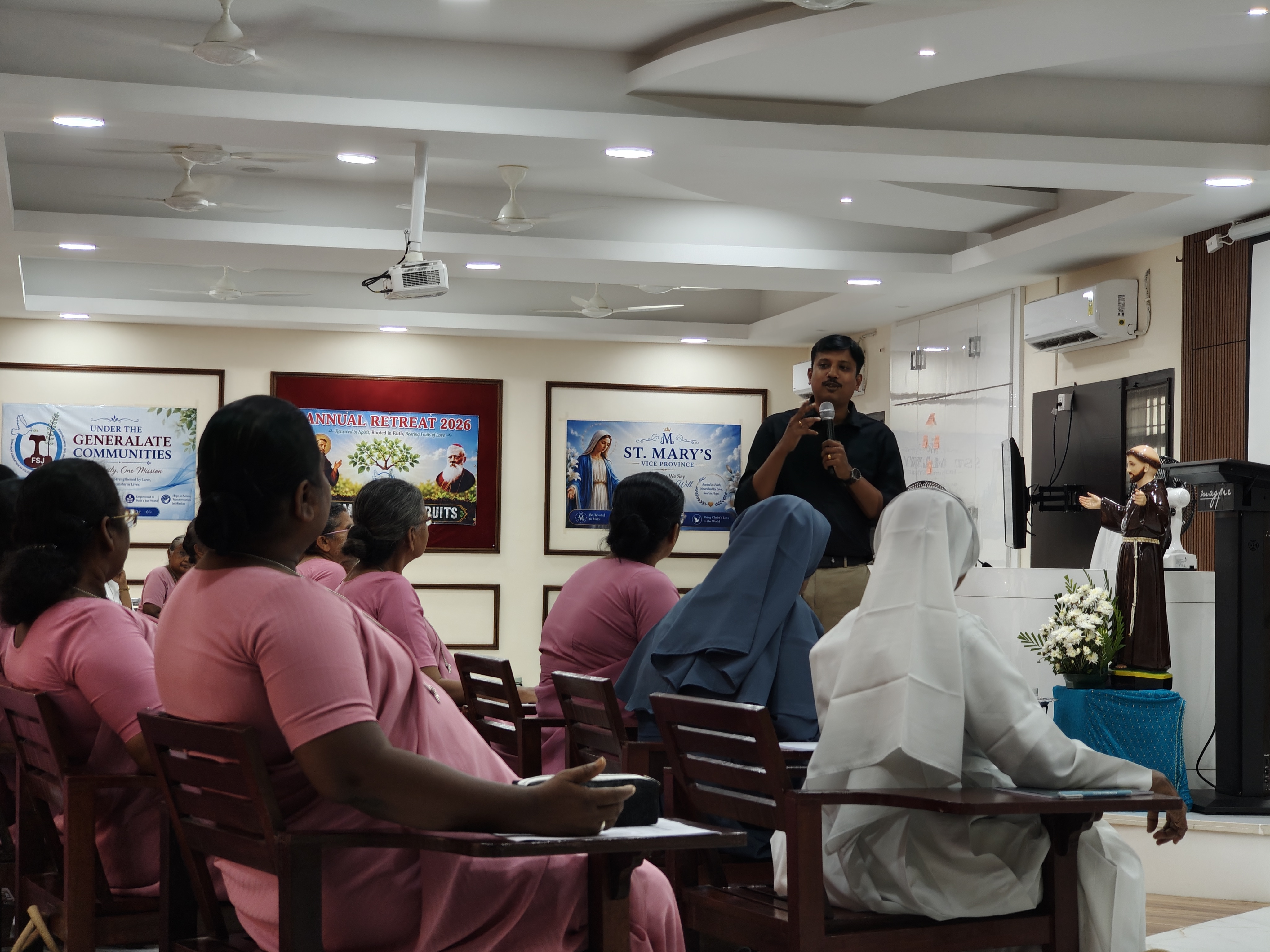 St. Thomas Shrine · Communication Session